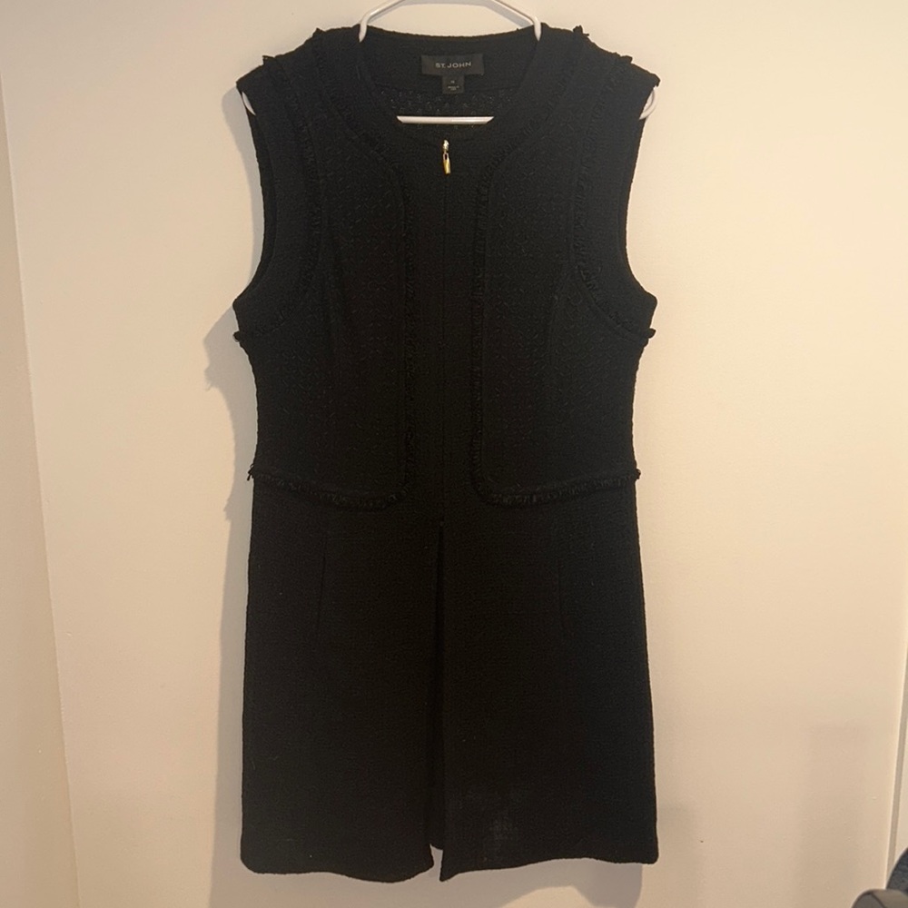 St. John sleeveless dress black